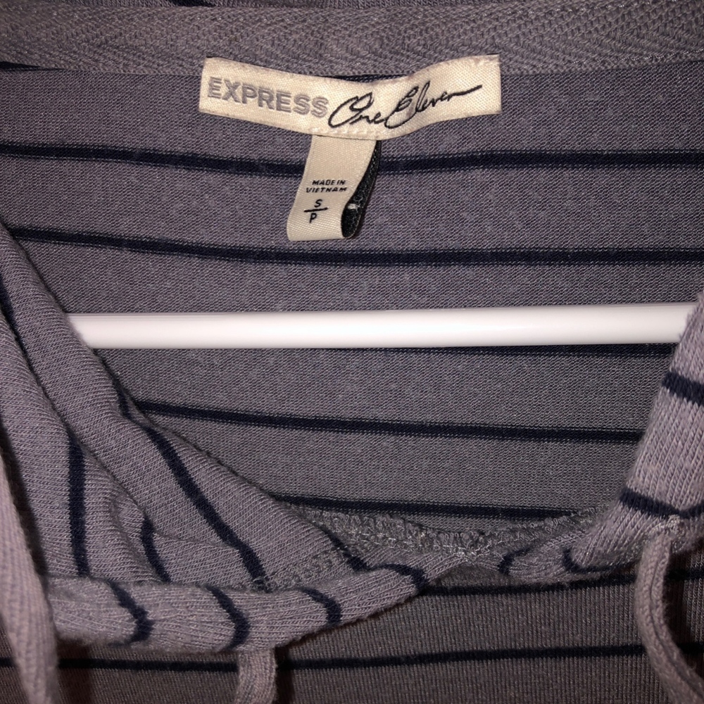 Express Sweatshirt - Picture 2 of 3